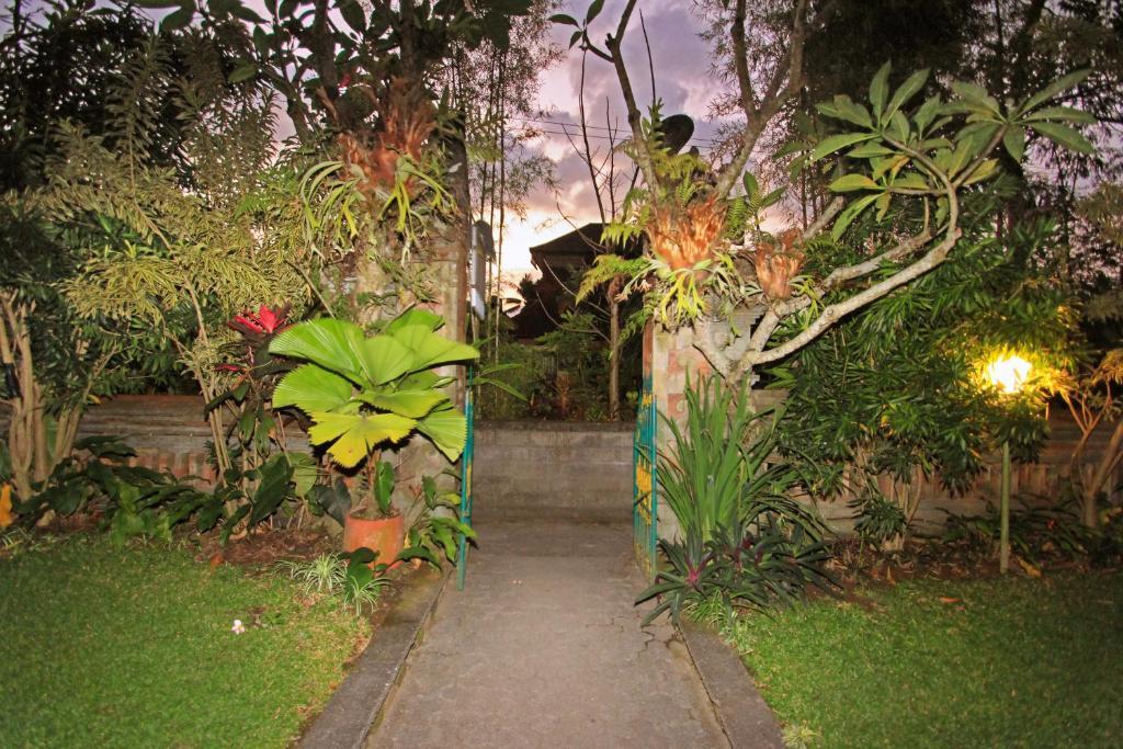 Pering Bungalow Ubud Екстер'єр фото